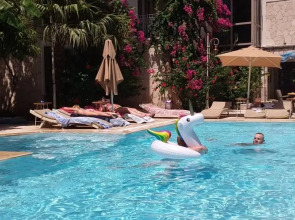 Petunya Konak - Boutique Class