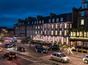 Courtyard by Marriott Edinburgh
