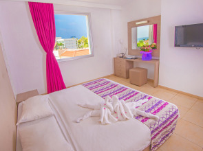 New Famagusta Hotel&Suites