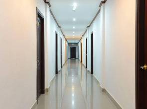 Douangpraseuth Hotel