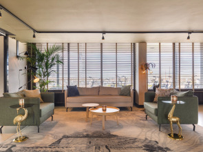 Leonardo Hotel IJmuiden Seaport Beach