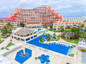Wyndham Grand Cancun All Inclusive Resort & Villas