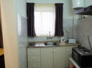 Huli Hotel & Apartments