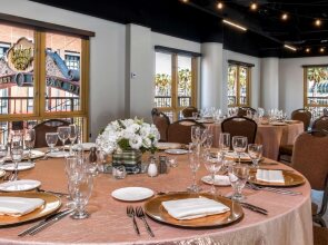 Hilton San Diego Gaslamp Quarter