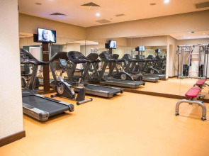 Grand Aras Hotel & Suites