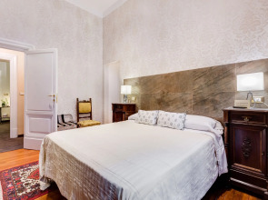 Affreschi Su Roma Luxury B&B