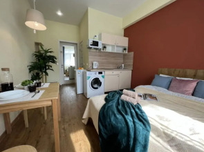 Диван и Чемодан на ул. Ватутина, 39