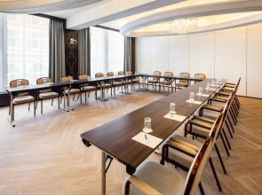 NH Amsterdam Caransa