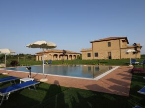 Agriturismo Poggio al Tufo