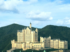The Castle Hotel, a Luxury Collection Hotel, Dalian