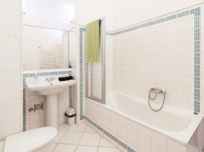 Pal's Hostel & Apartments