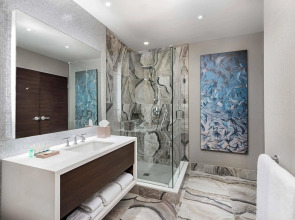 The Westin Harbour Castle, Toronto