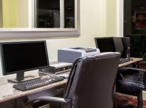 Ramada by Wyndham Hialeah/Miami Airport North