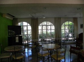 Sea 'n Lake View Hotel Apartments