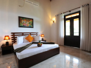 Отель Melheim Kandy Villas