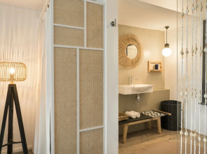 Tropical Attitude - Adults only