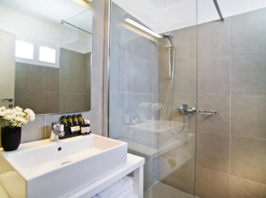 Marathon Beach Resort