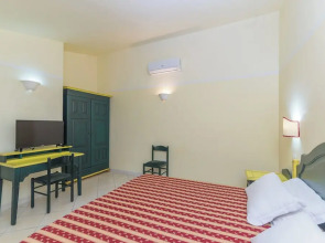 1 Ala Birdi Cottage 150m From The Beach