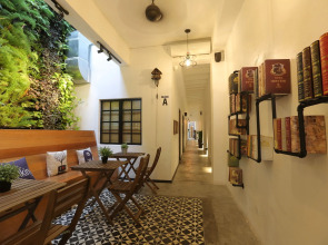 Reunion Heritage House