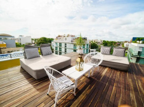 Be Playa Hotel Boutique & Rooftop Bar
