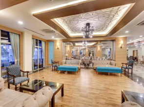 Sherwood Exclusive Lara