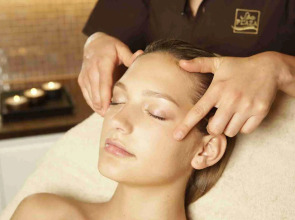 Suites Plaza Hotel & Wellness