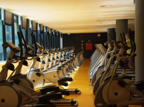 Axis Viana Business & SPA Hotel