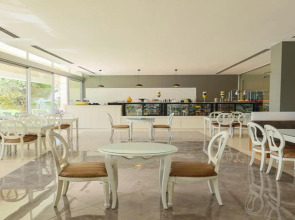 Crystal Centro Resort