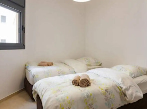 Netanya Family Apt & Balcony by FeelHome