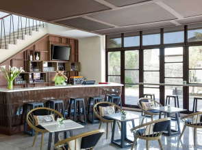 Grand Livio Kuta Hotel