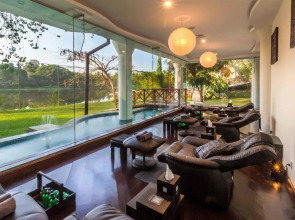 Mahaweli Reach Hotel