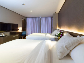 Ramada Encore Makati