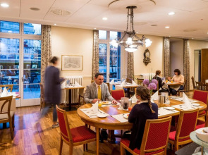 Hotel Schweizerhof Basel