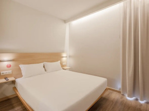 Moov Hotel Porto Centro