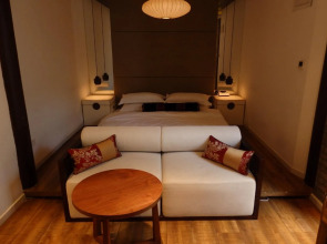 Beijing Le Zai Nan Luo Gu Xiang Wang Fu Jing Forbidden City Courtyard Hotel