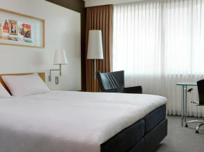 Steigenberger Airport Hotel Amsterdam Hotel