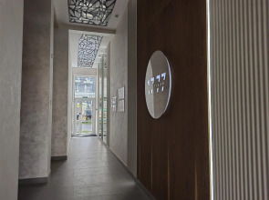 Апартаменты на проспекте Российский 13