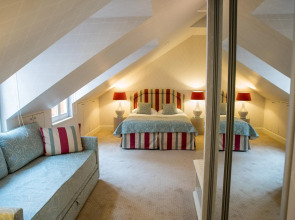 Отель «Апия»