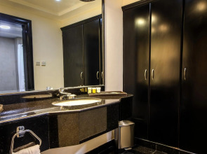 Royal Beach Hotel and Resort