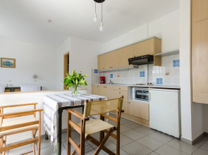 Happiness Apartments