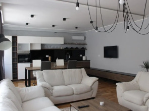 Home Living Apartments