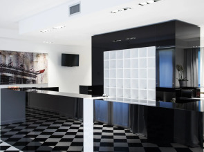 Отель Studio Inn Centrale & Milano Urban Padel