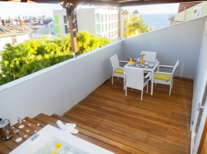 Letstay Hotel - Adults Only