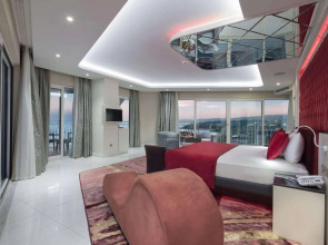 Granada Luxury Beach 