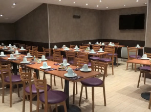 Hotel Apolonia Paris Montmartre, Sure Hotel Collection by BW