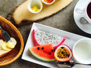 The Alcove Library Hotel