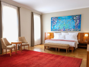 Tomtom Suites - Special Class