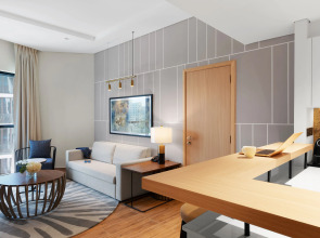 Adagio Premium The Palm