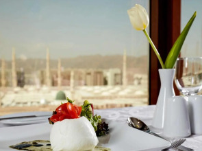 Pullman Zamzam Madina