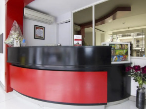 RedDoorz near Universitas Diponegoro